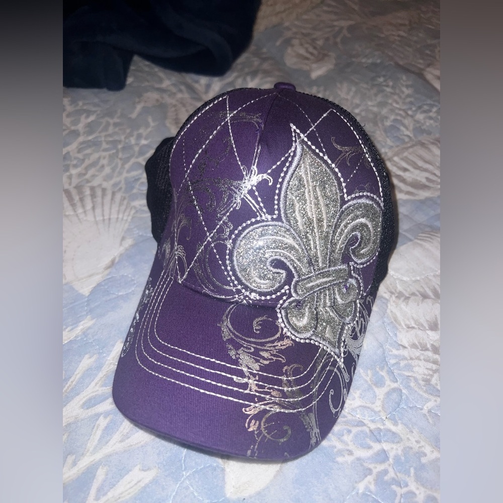Purple Hat Silver Glittery Fleur De Lis Design Snapback Mesh